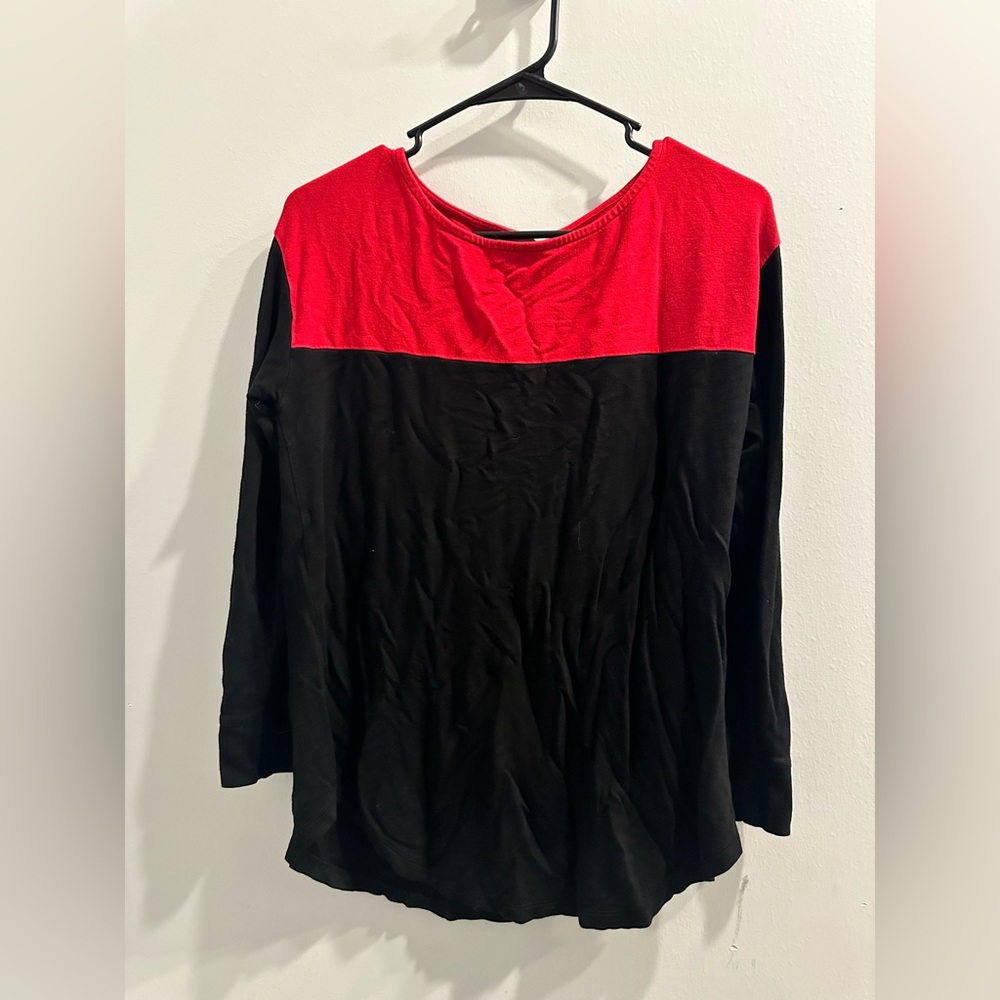 Women’s long sleeve shirt